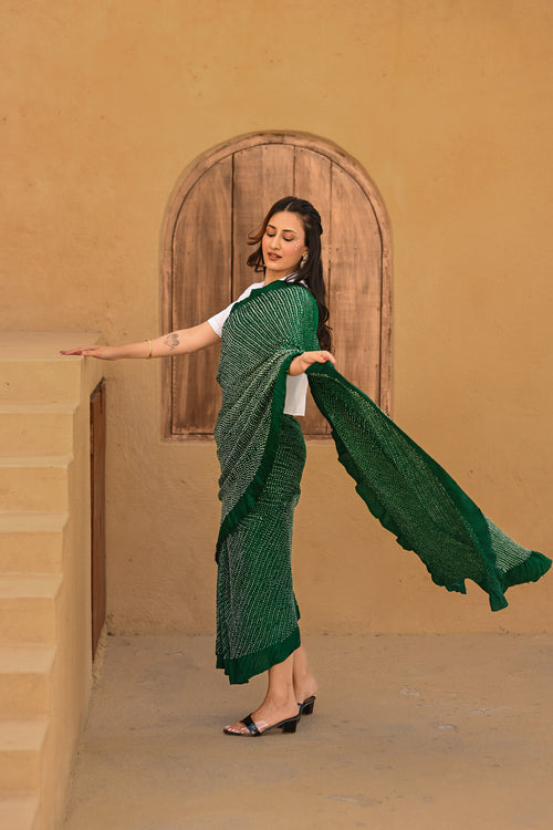 GREEN ETERNAL DOT SILK BANDHANI SAREE