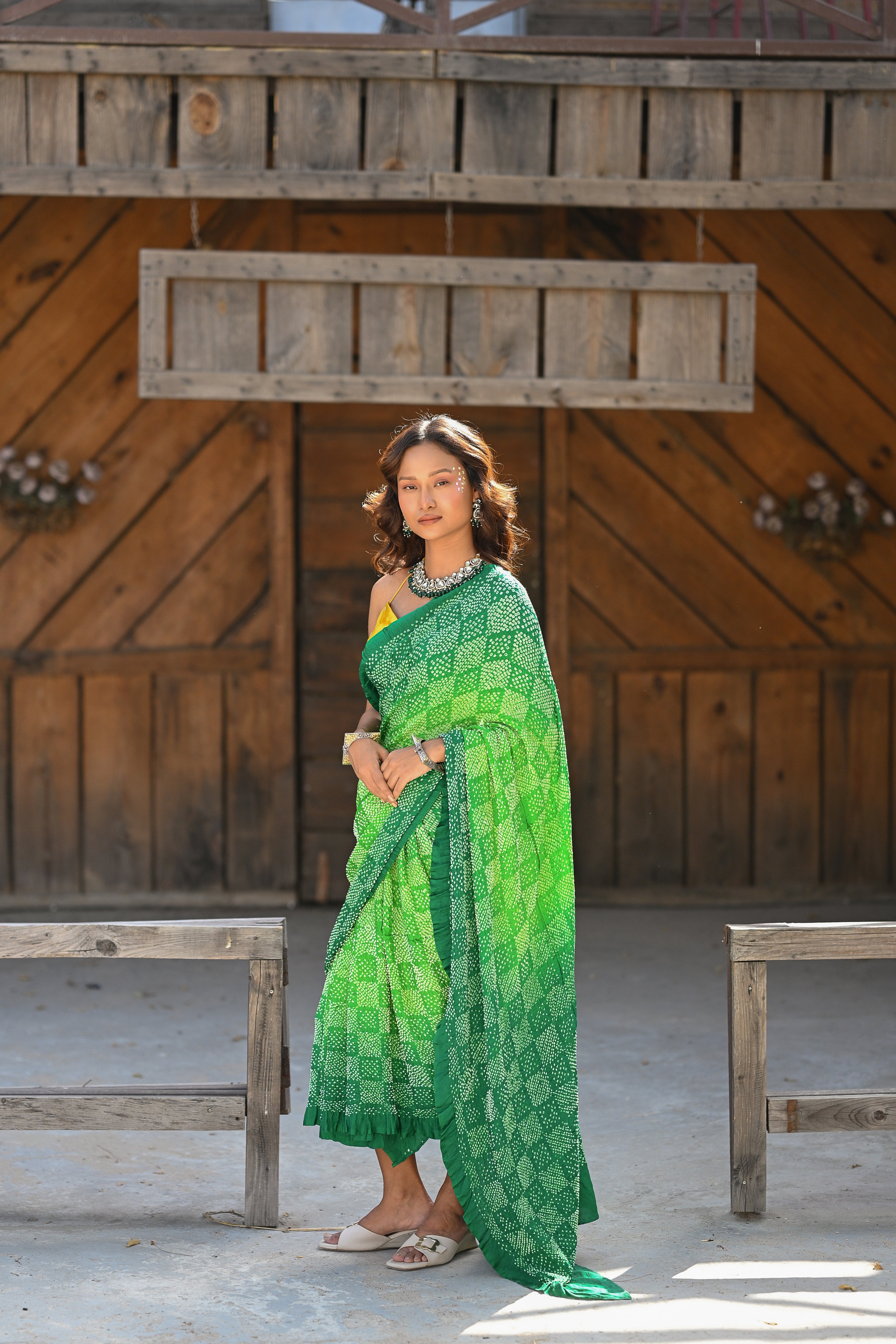 GREEN SHADED SQUARE SILK BANDHANI SAREE
