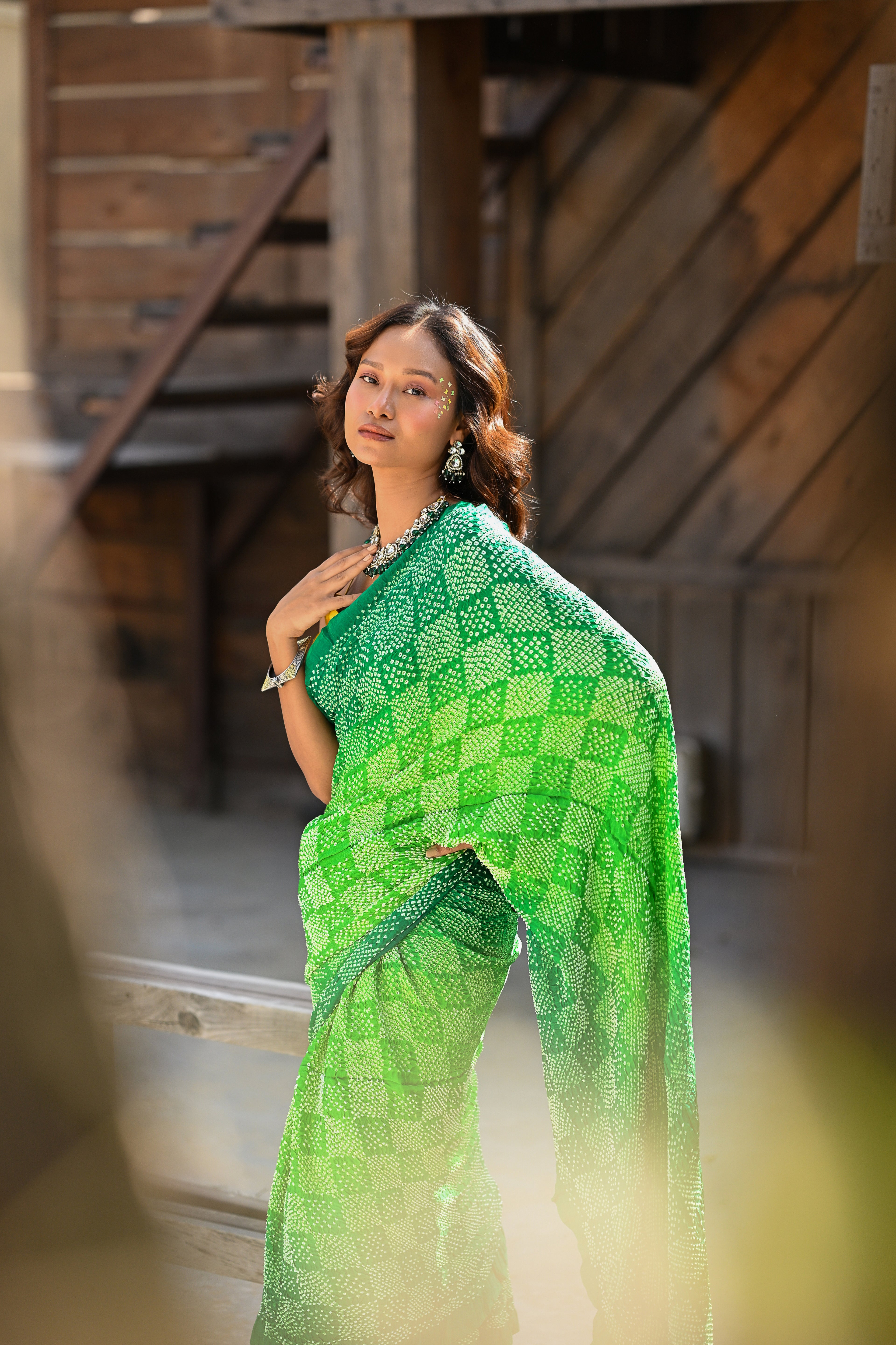 GREEN SHADED SQUARE SILK BANDHANI SAREE