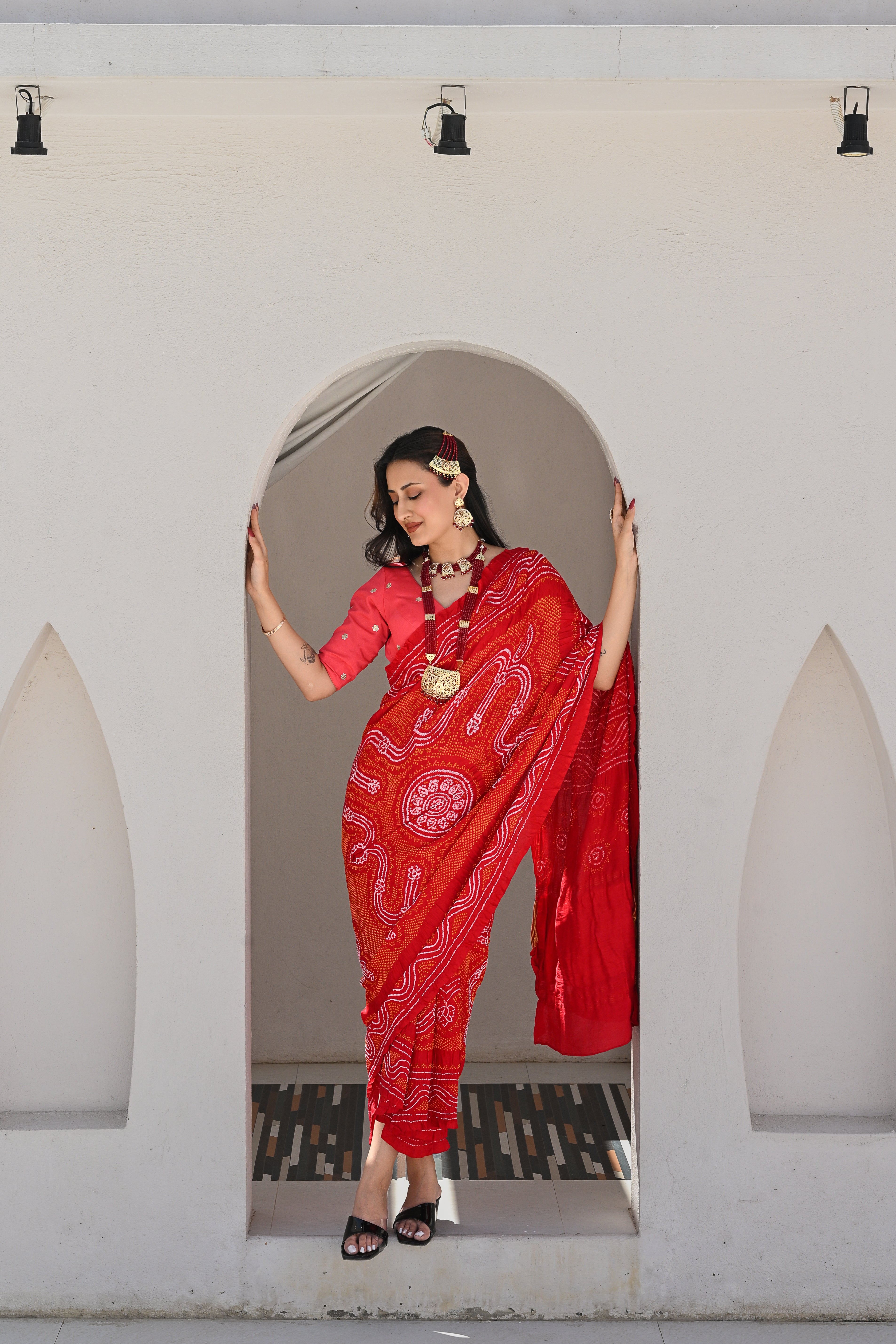 RED CLASSIC TRADITIONAL SILK BANDHANI SAREE