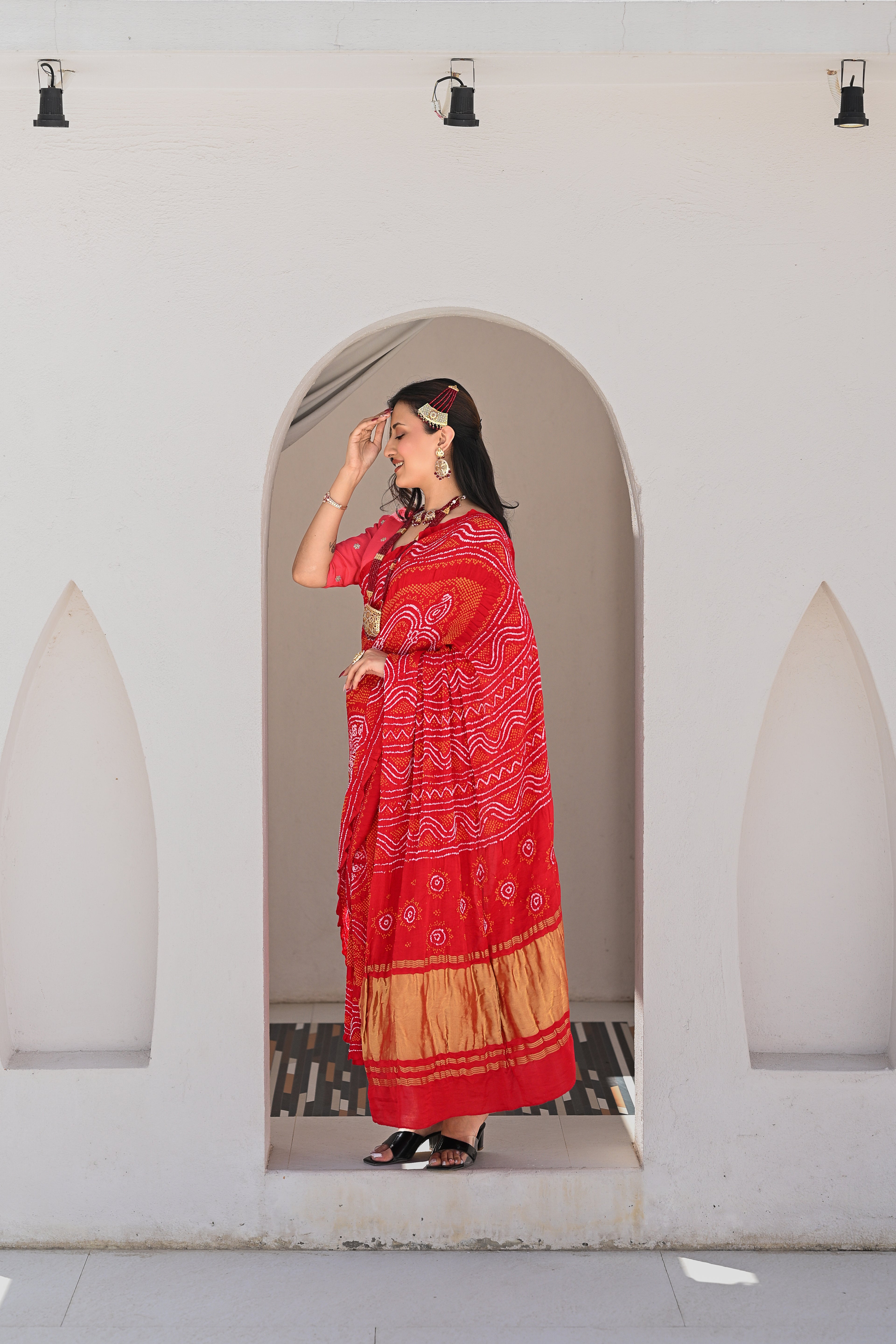 RED CLASSIC TRADITIONAL SILK BANDHANI SAREE