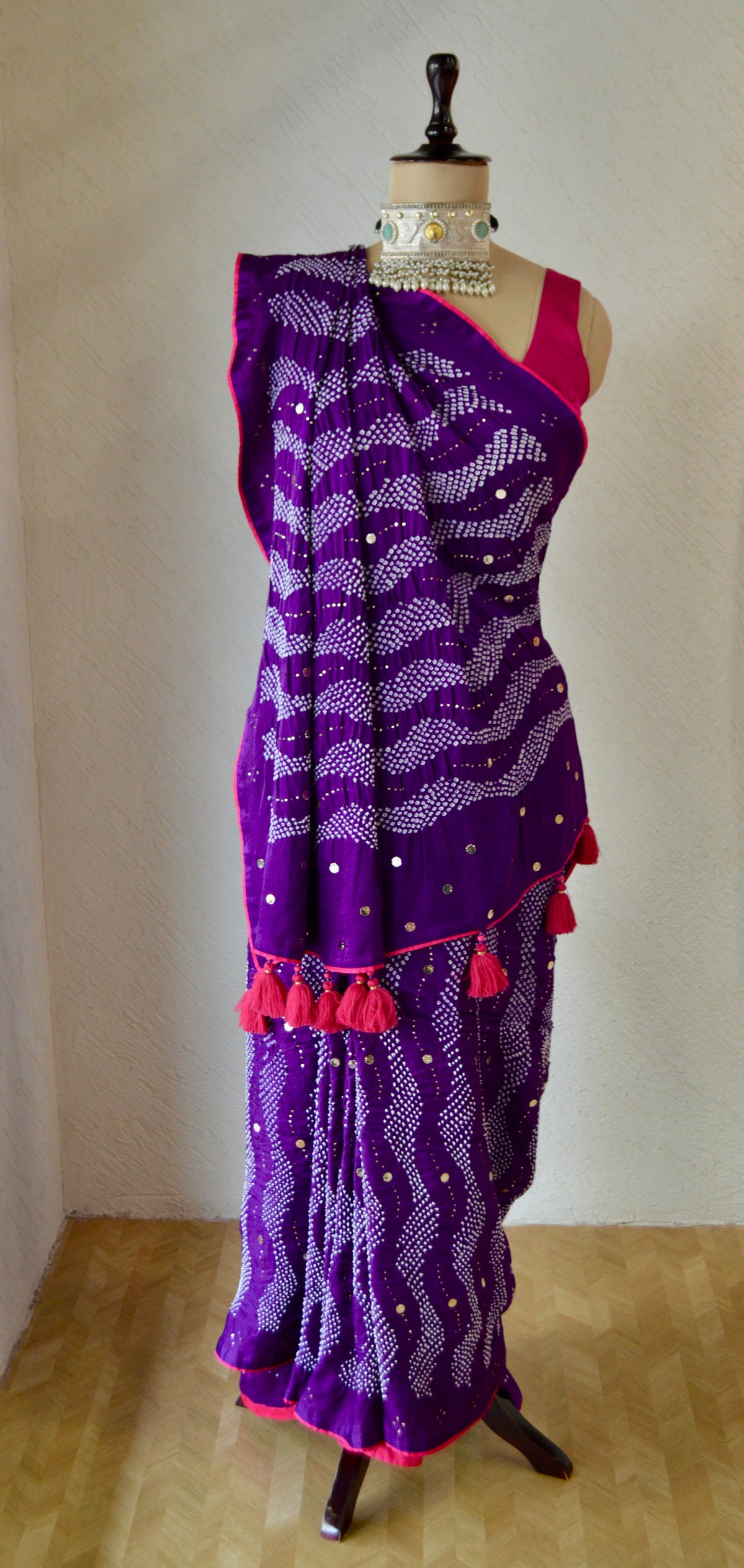 PURPLE WAVE OF THE SEA BANDHANI SAREE WITH MUKAISH WORK