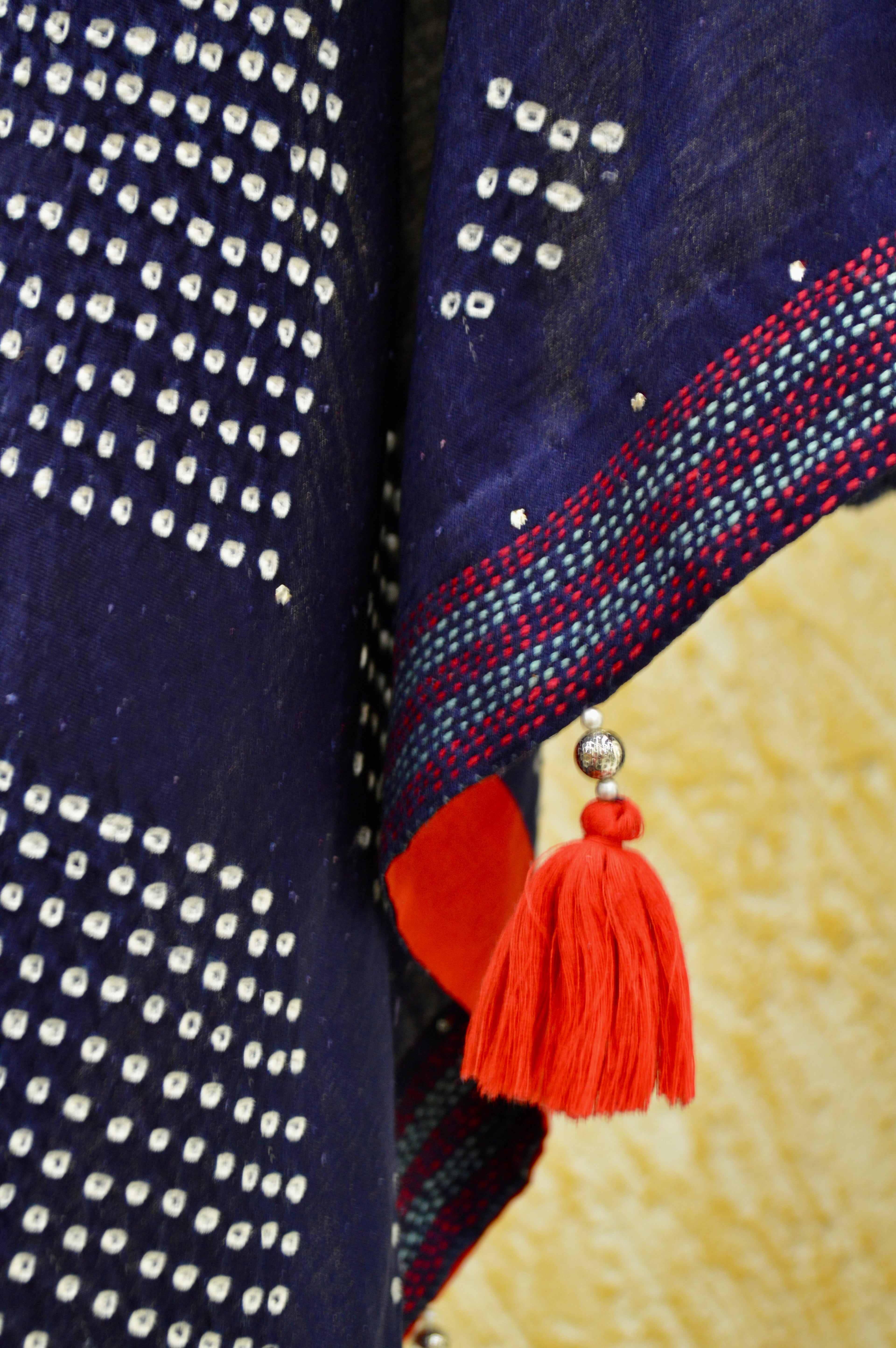 NAVY BLUE GEOMETRIC TEARDROP BANDHANI SILK EMBROIDERED DUPATTA