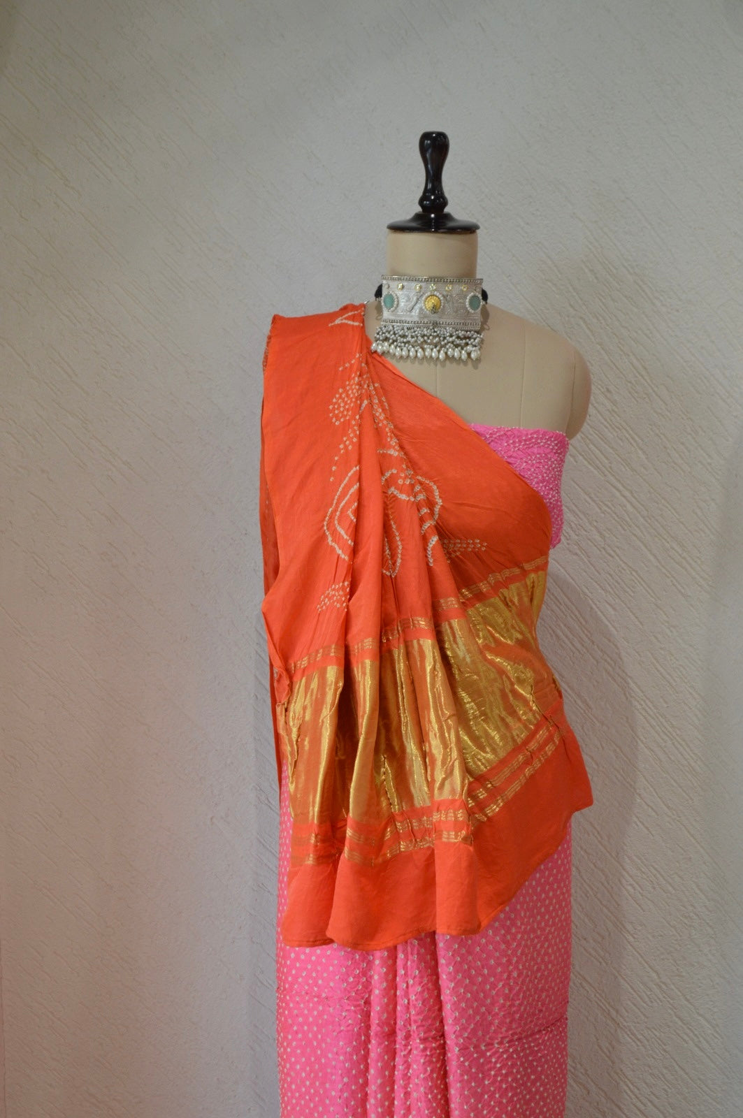 PINK-ORANGE ETERNAL DOT PAISLEY SILK BANDHANI SAREE