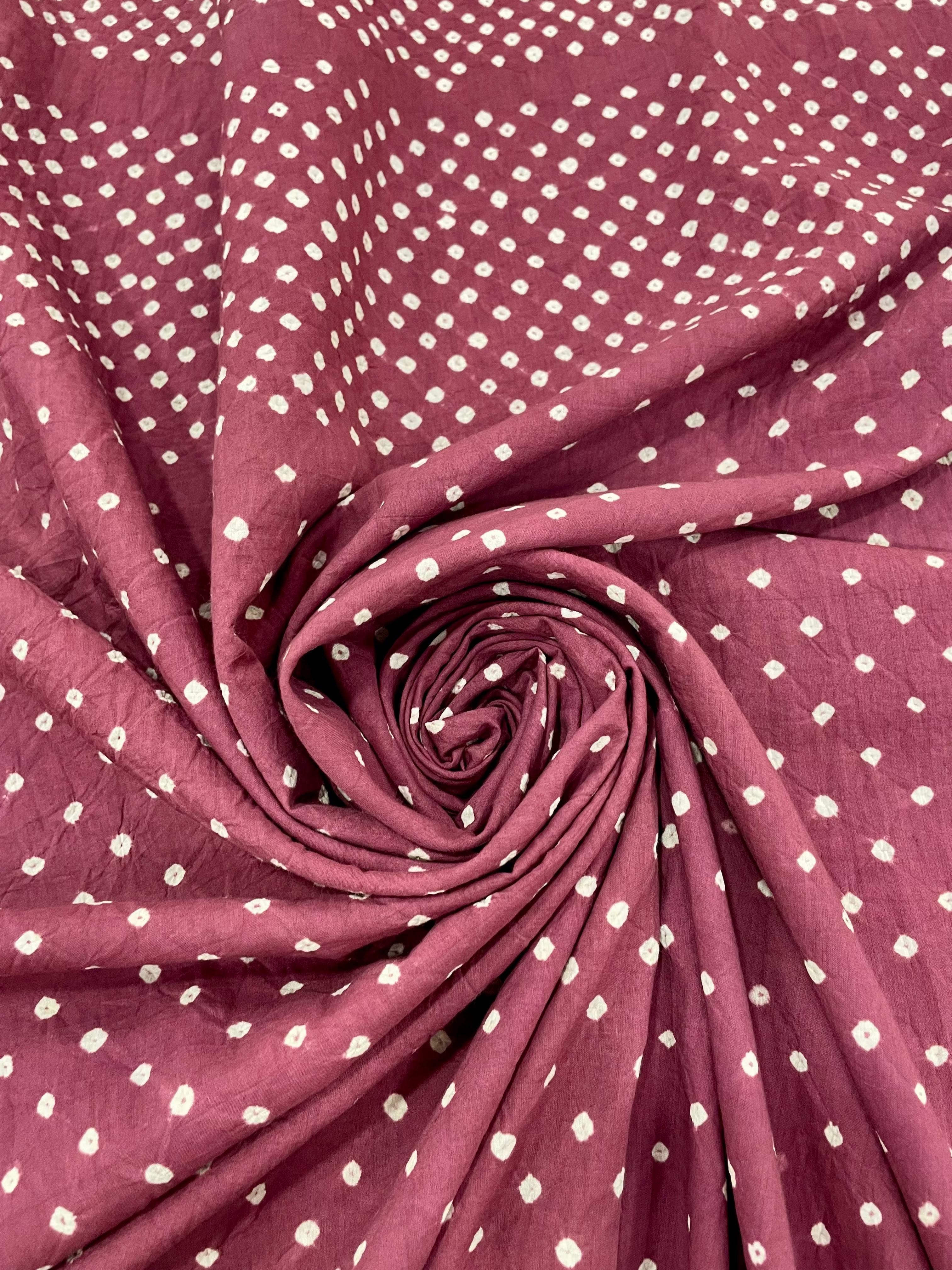 MAUVE OVERALL BORDER DOT COTTON BANDHANI FABRIC