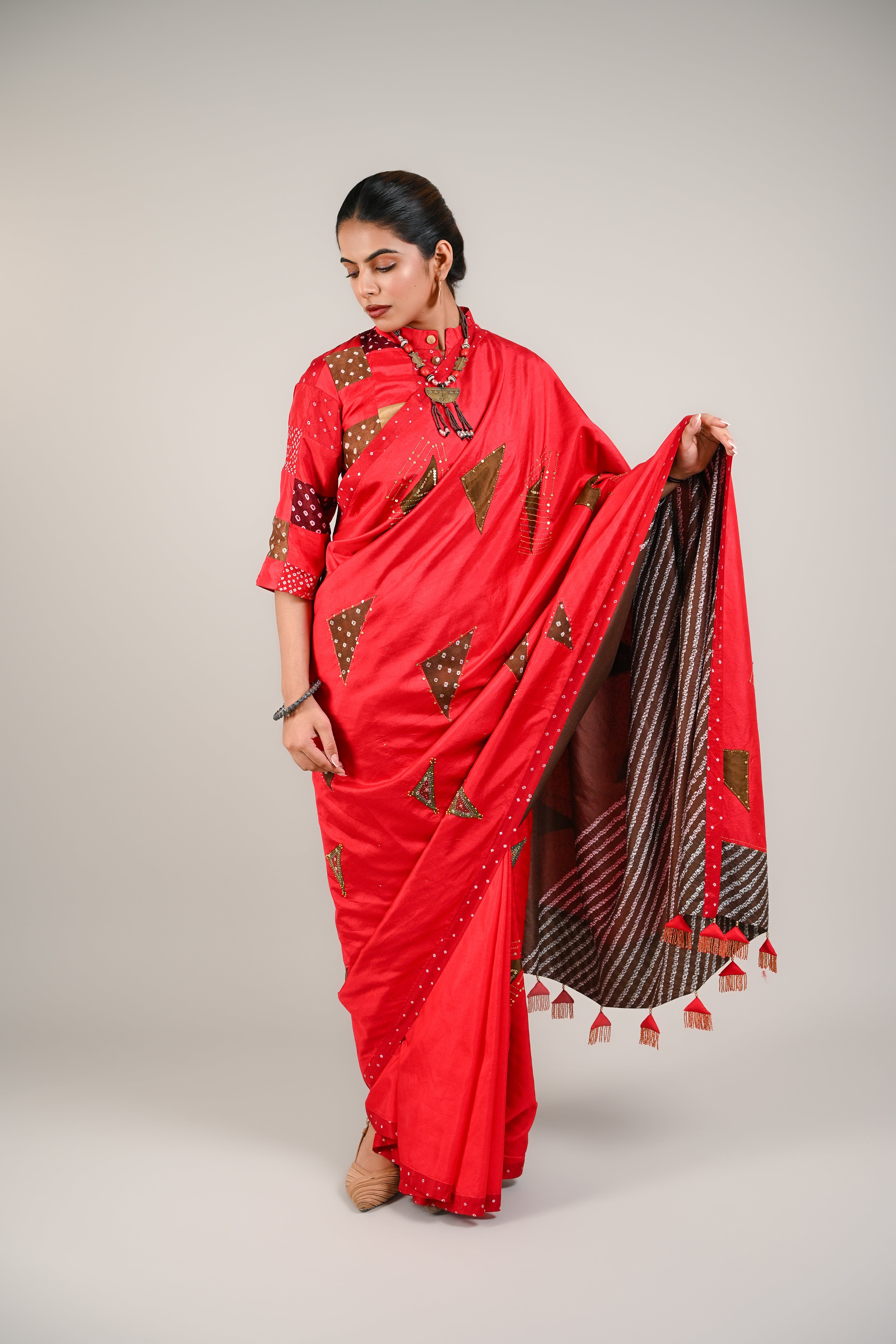 RED - BROWN WABI - SABI REVERSIBLE EMBROIDERED SAREE