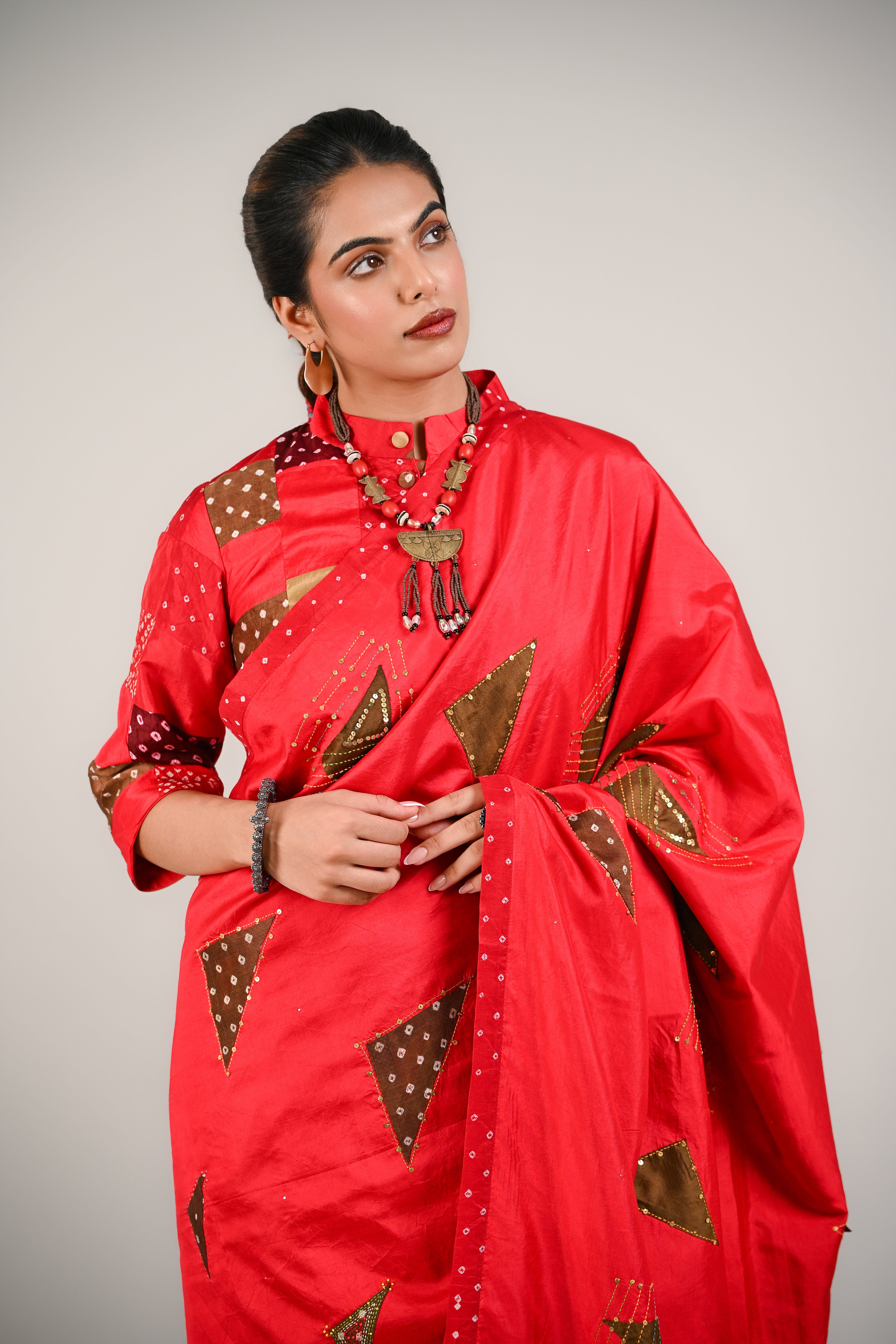 RED - BROWN WABI - SABI REVERSIBLE EMBROIDERED SAREE