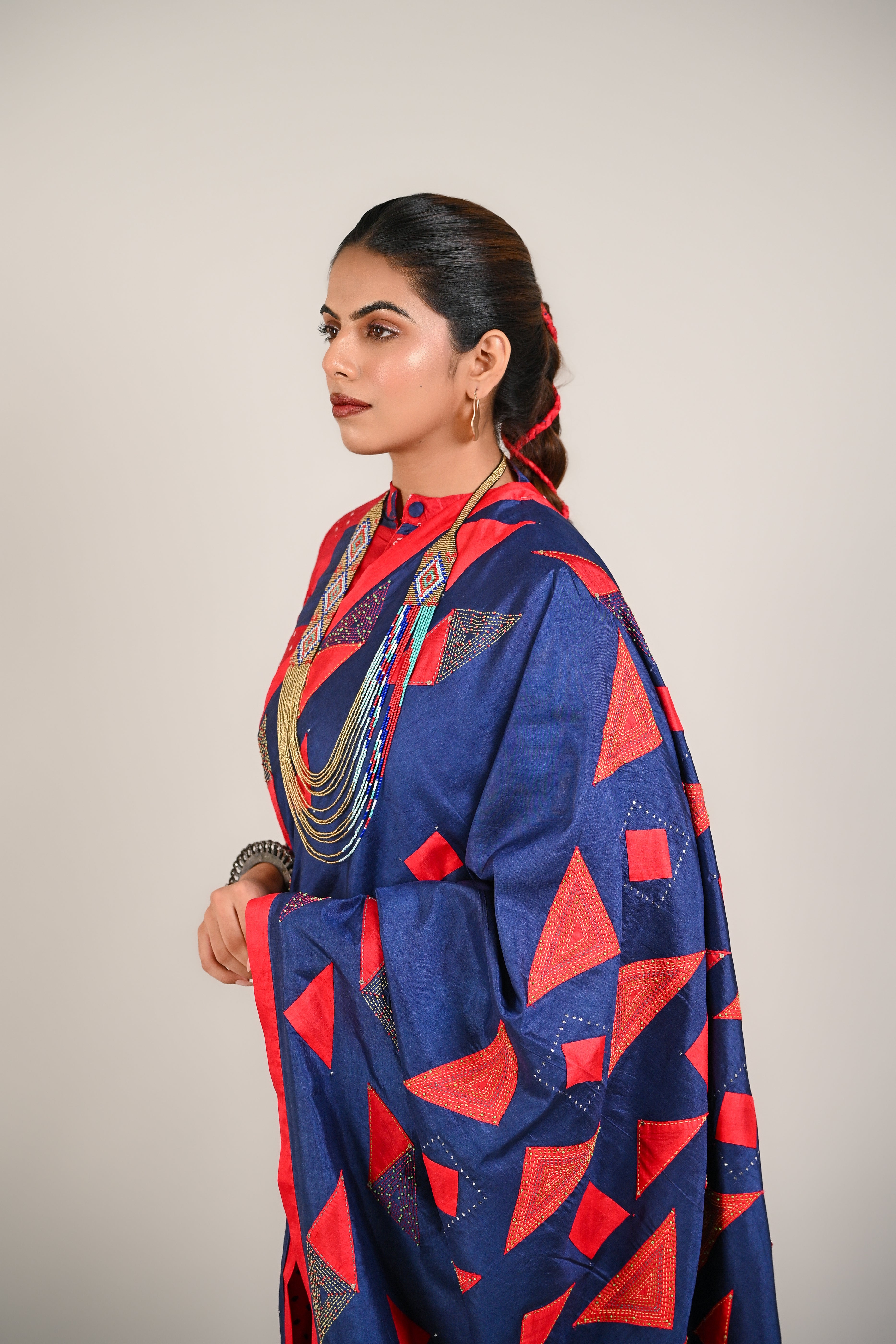 RED-BLUE WABI - SABI REVERSIBLE EMBROIDERED SAREE