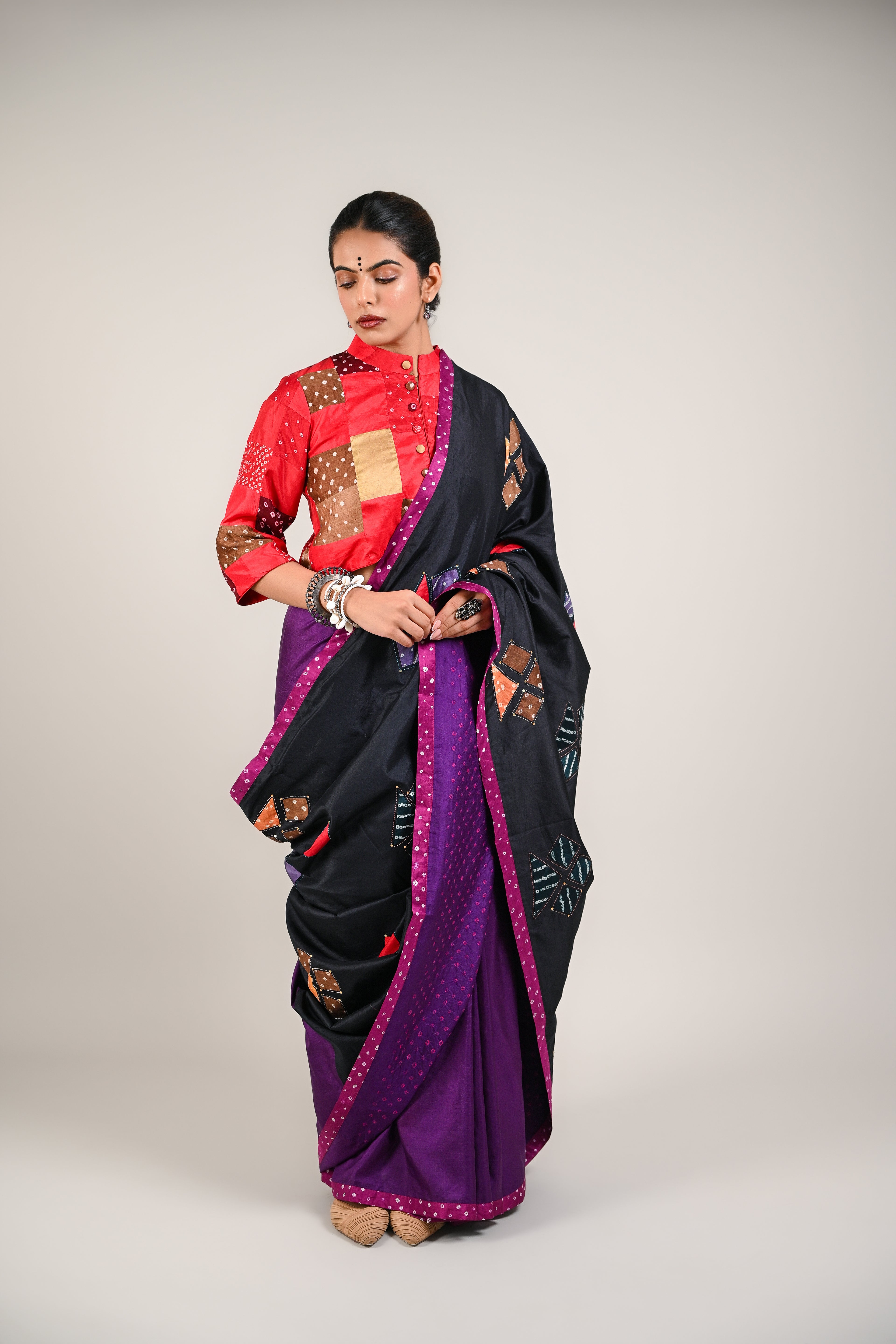 PURPLE - BLACK WABI - SABI REVERSIBLE EMBROIDERED SAREE