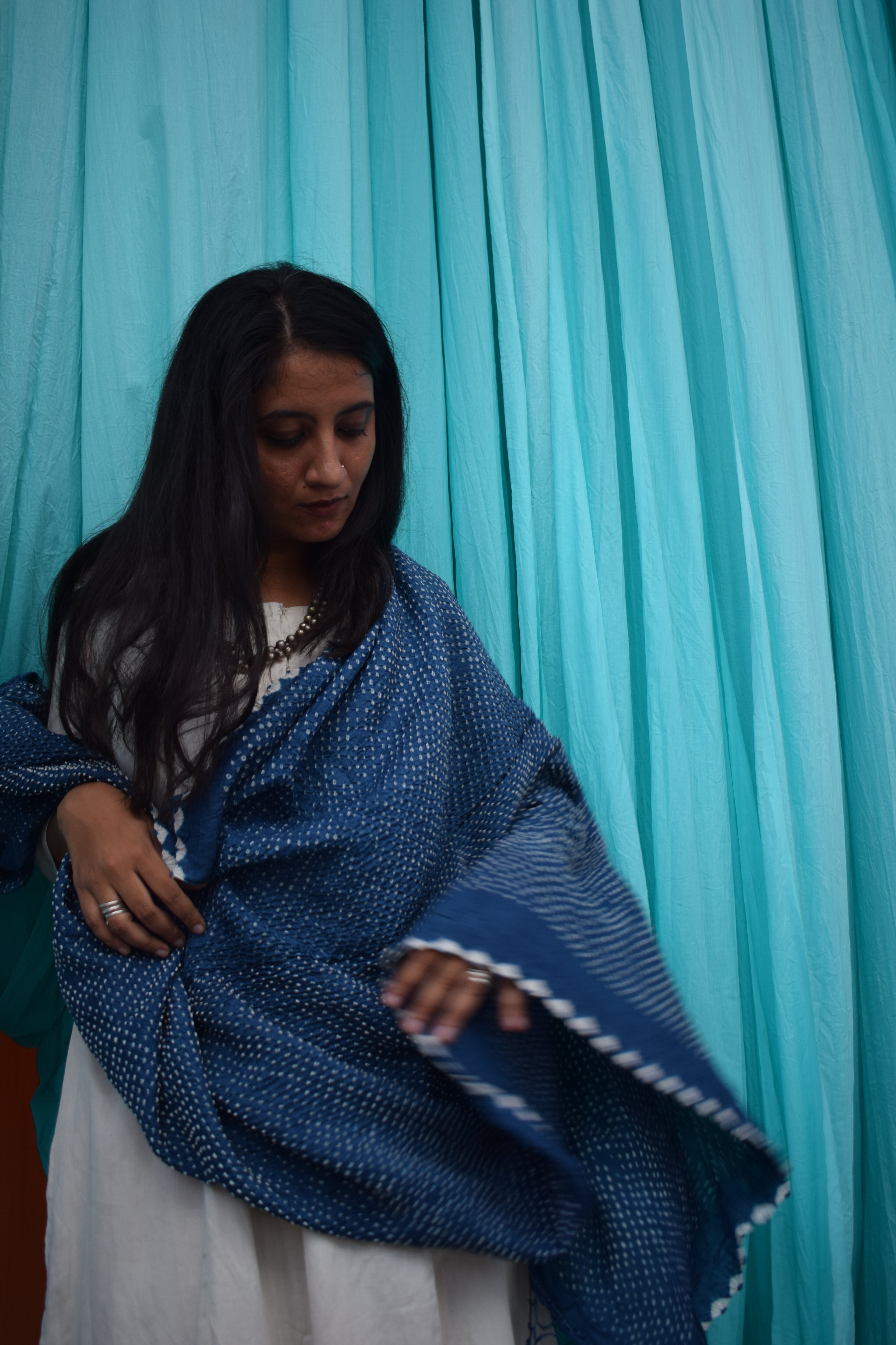 INDIGO BLUE ETERNAL DOTS BANDHANI SILK DUPATTA