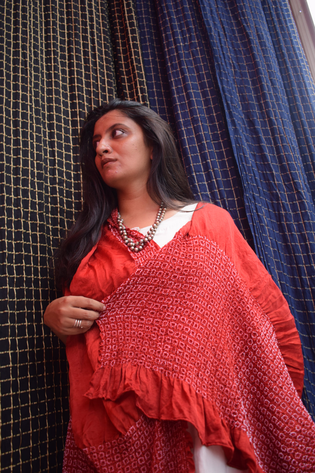 RED LINES AND DOTS BANDHANI SILK DUPATTA