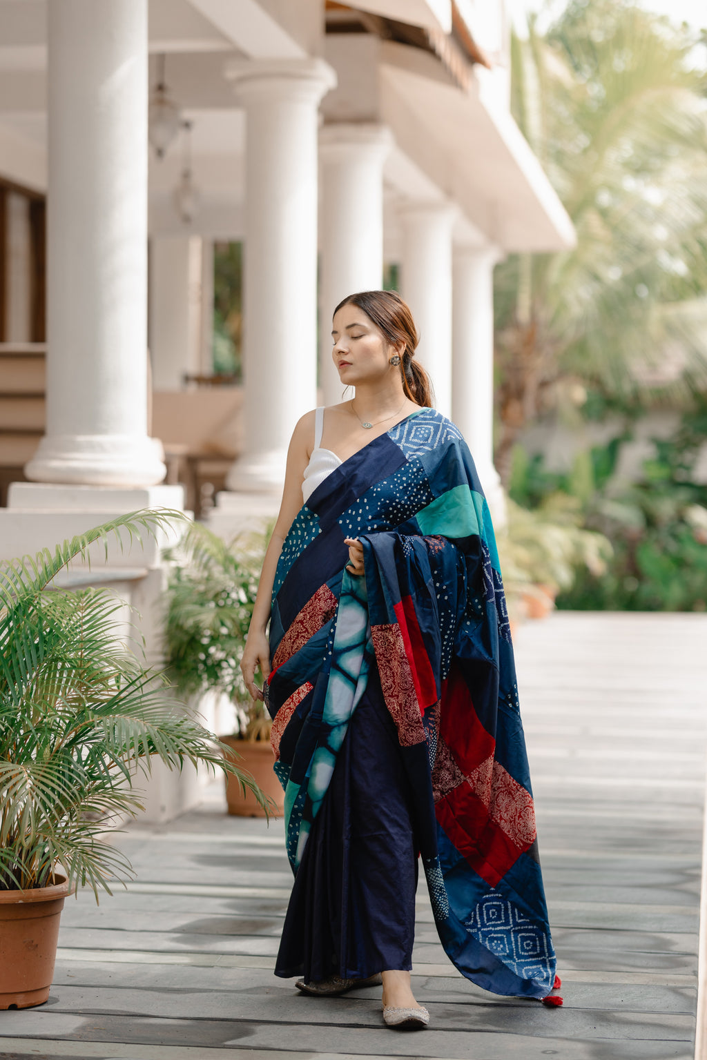 BLUE BARAADOZI PATCHWORK REVERSIBLE SILK SAREE