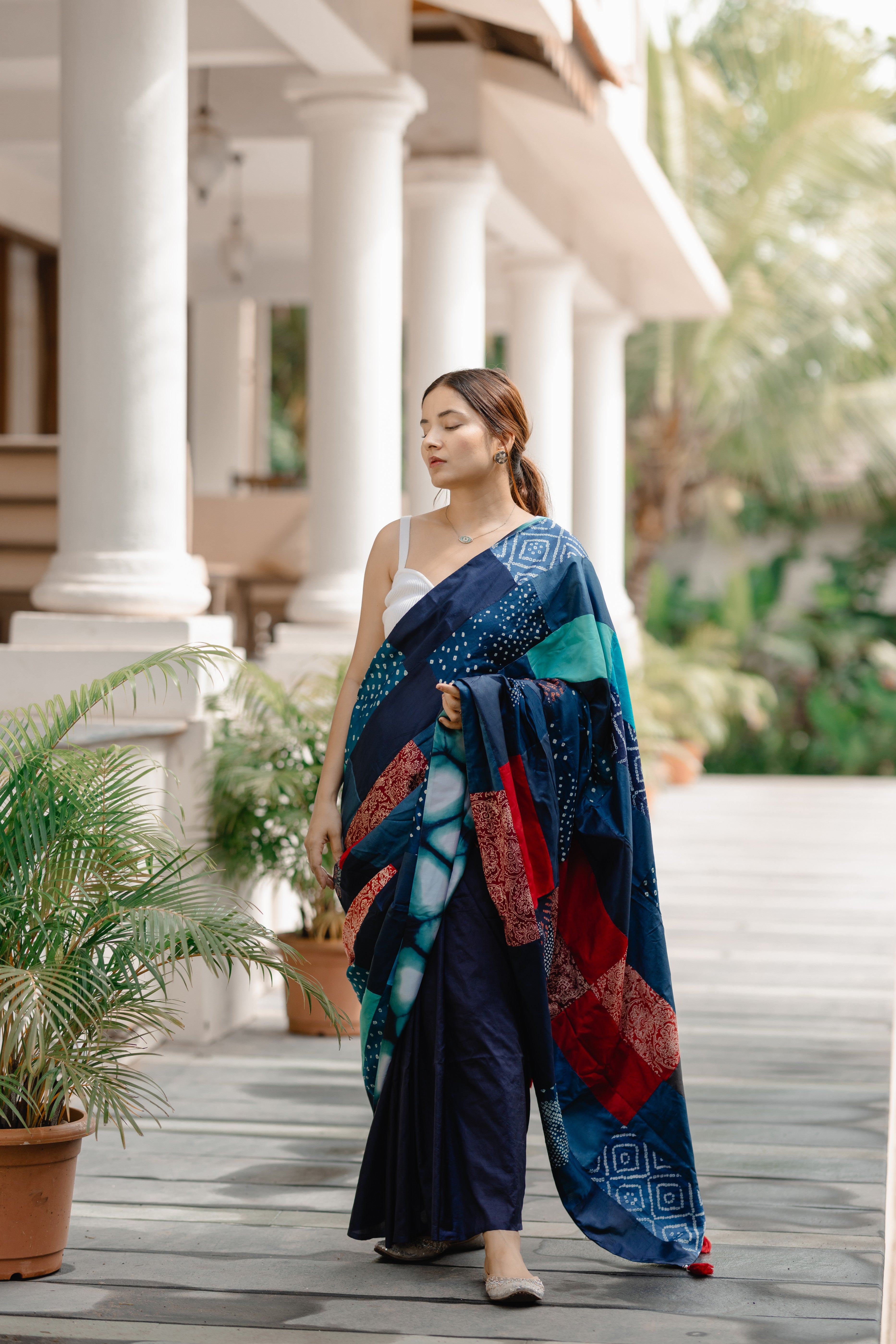 BLUE BARAADOZI PATCHWORK REVERSIBLE SILK SAREE