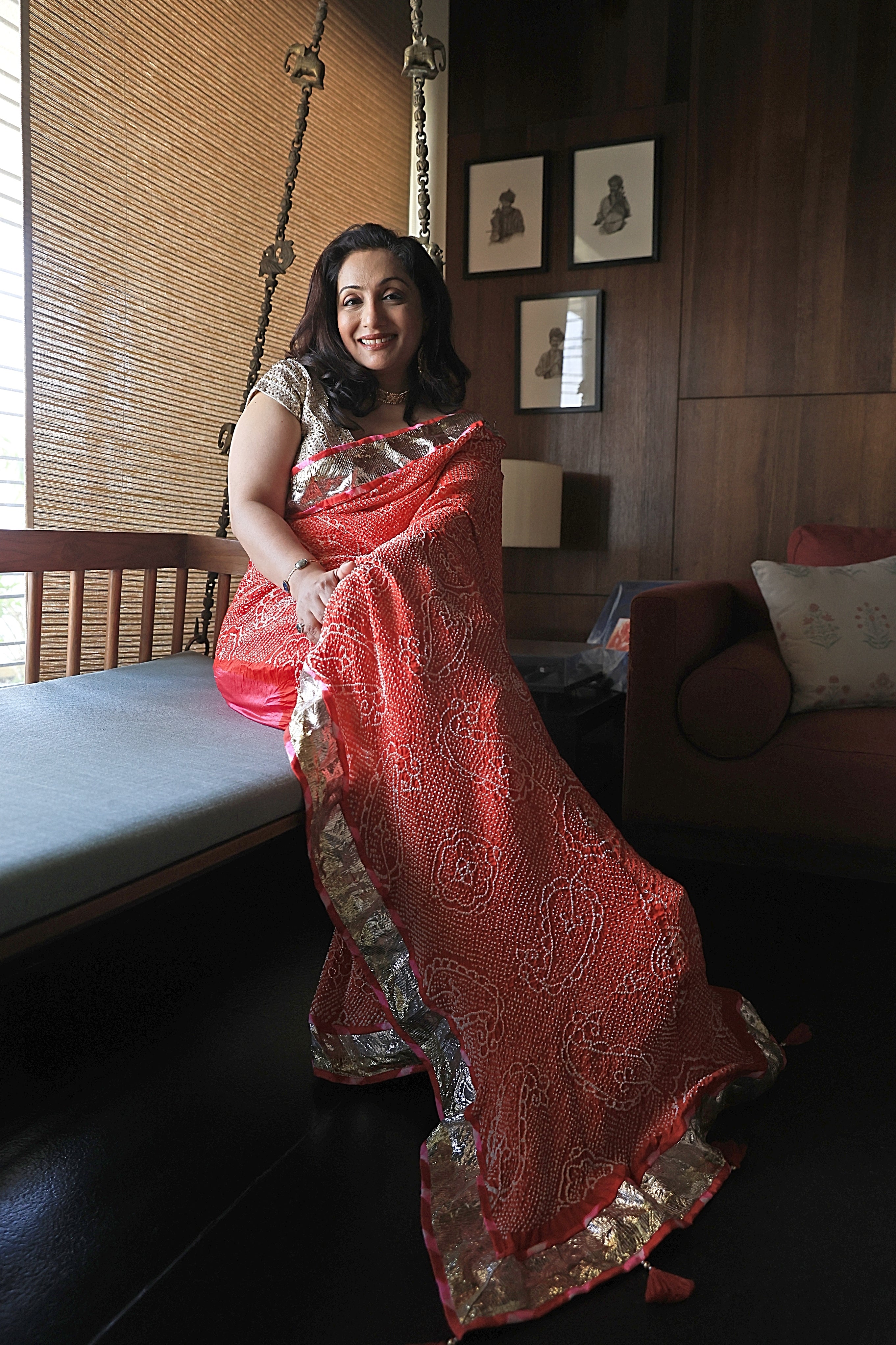 ORANGE-PINK YIN-YANG HALF FULL HALF EMPTY PAISLEY BANDHANI SILK SAREE WITH LAMPI BORDER