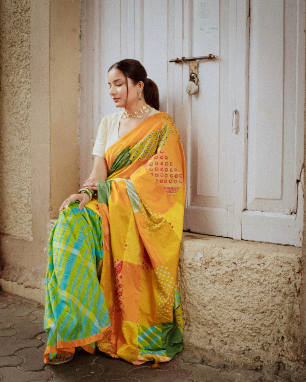 YELLOW-GREEN BAARADOZI SILK PATCHWORK REVERSIBLE SAREE