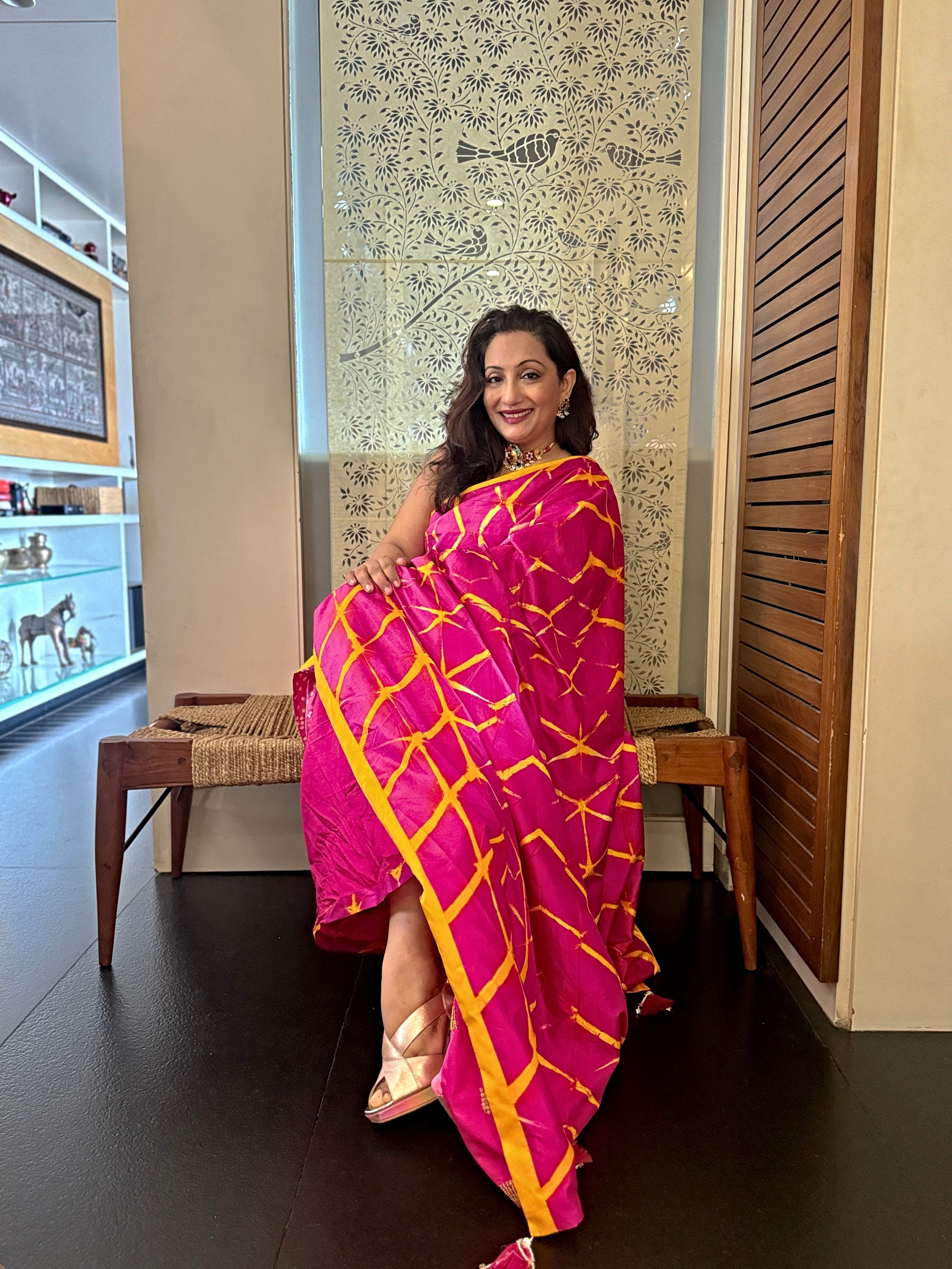 RED-PINK BAARADOZI SILK PATCHWORK REVERSIBLE SAREE WITH HANDCRAFTED EMBROIDERY