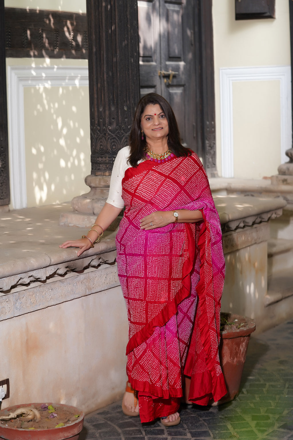 PINK-RED DIAMOND GEOMETRIC BANDHANI SILK SAREE