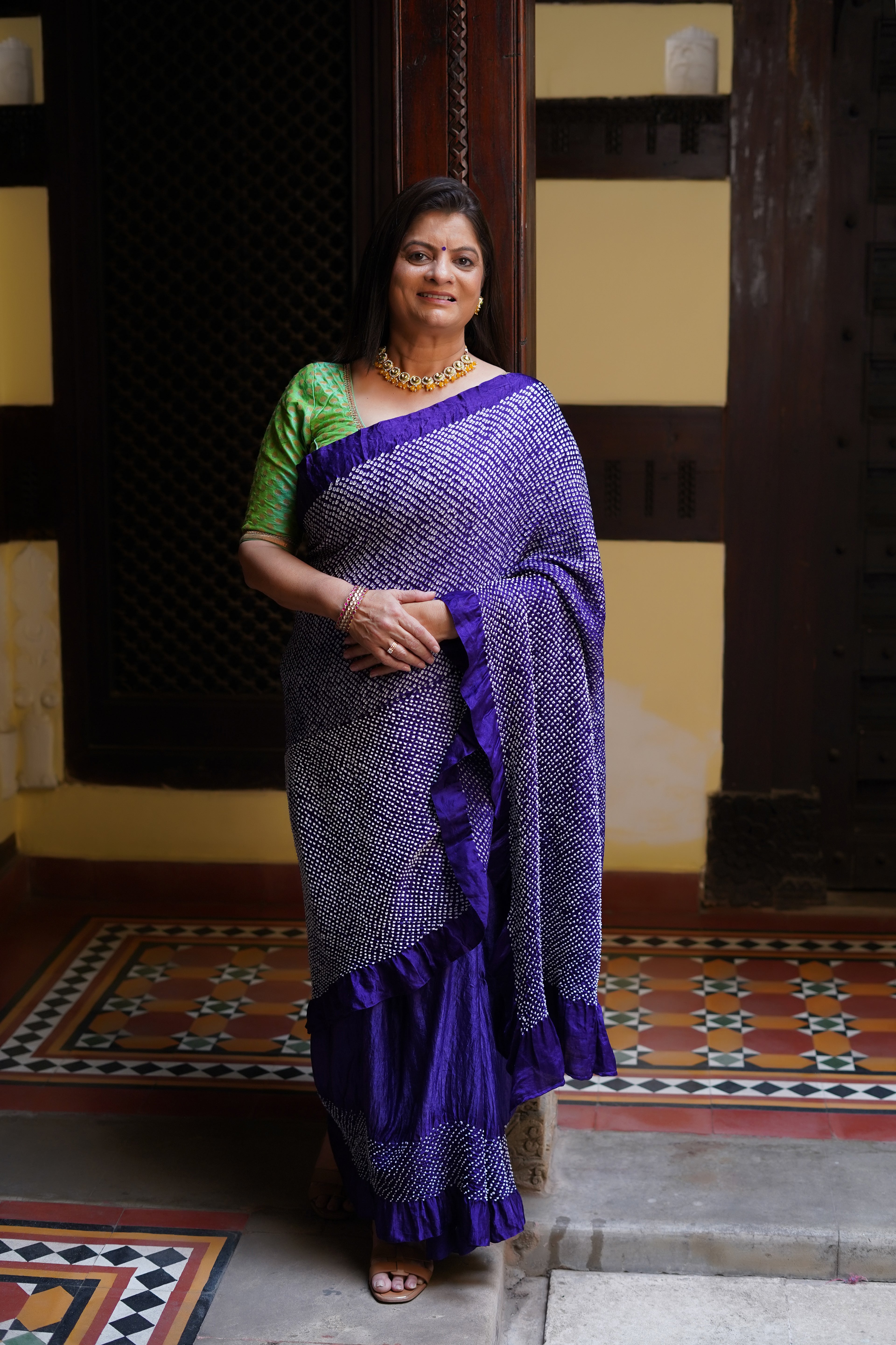 BLUE YIN-YANG HALF FULL HALF EMPTY ETERNAL DOT BANDHANI SILK SAREE