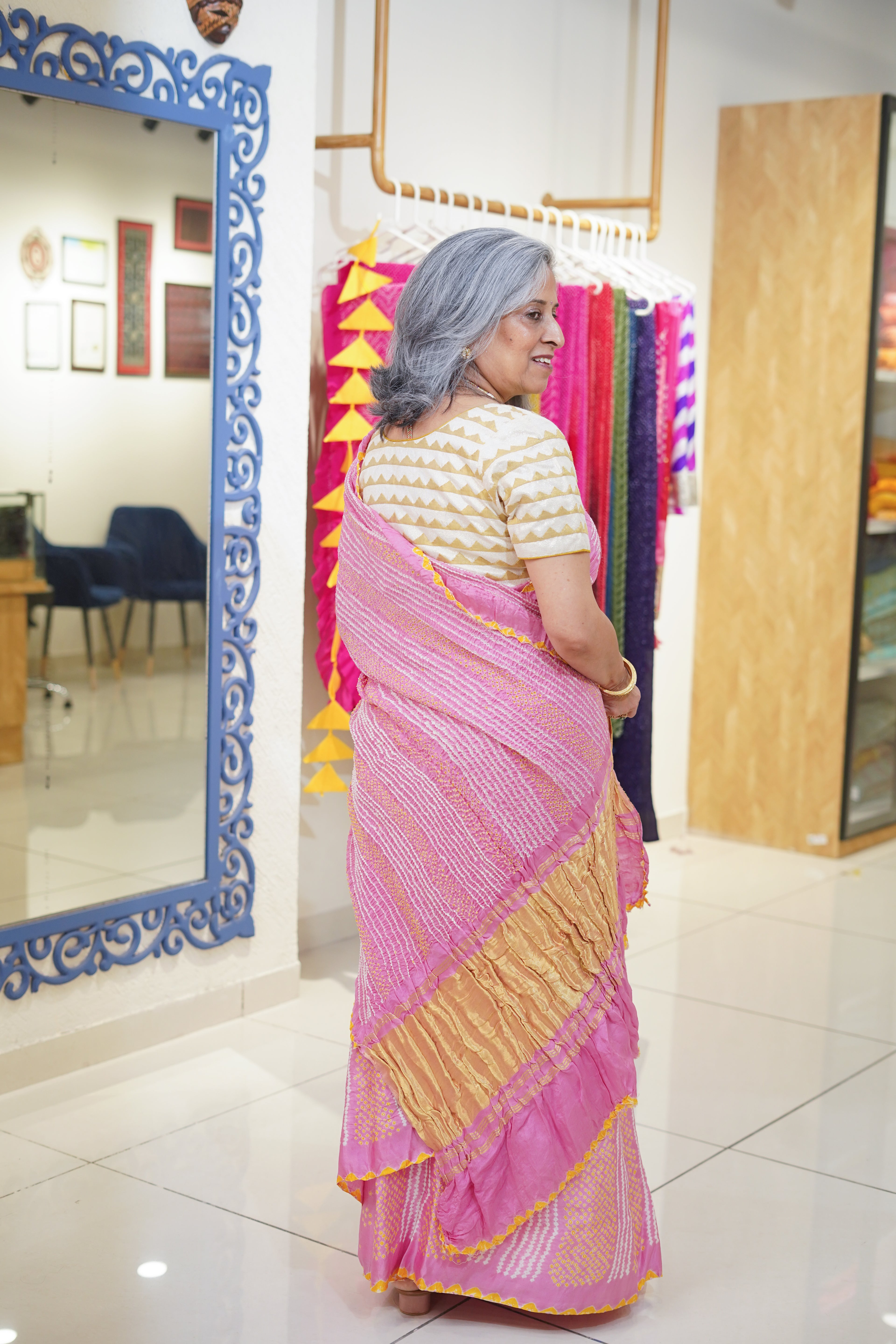 LIGHT PINK LINES AND DOTS SILK BANDHANI SAREE