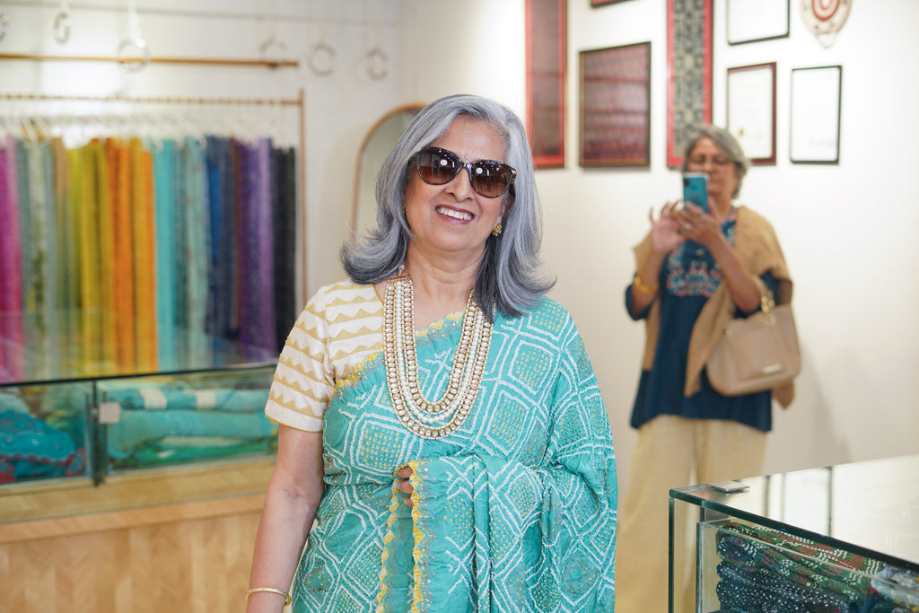 LIGHT BLUE DIAMOND GEOMETRIC SILK BANDHANI SAREE WITH HAND EMBROIDERY AND TASSELS
