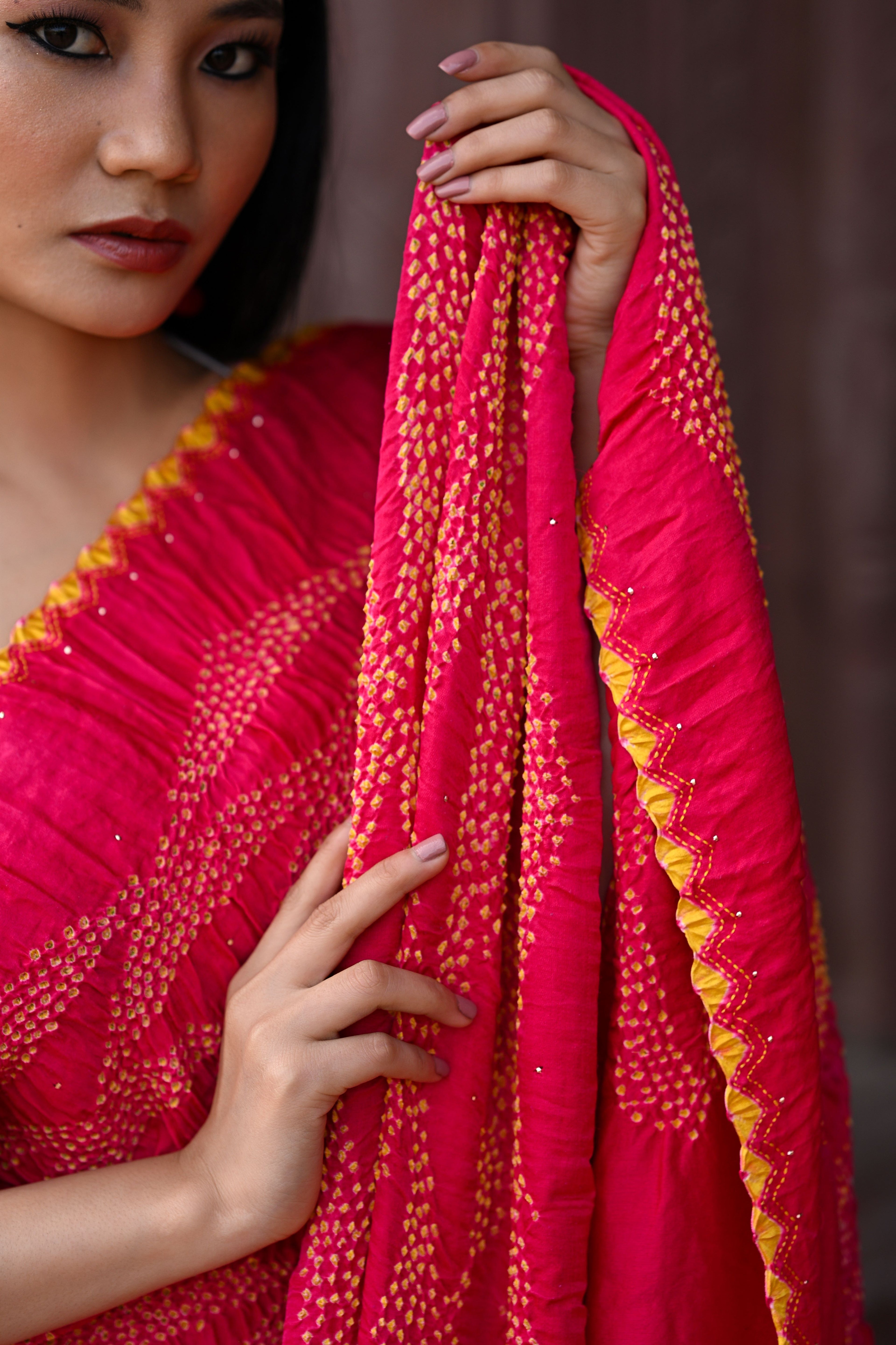 PINK GEOMETRIC TRIANGULAR BANDHANI SILK SAREE WITH EMBROIDERY AND MUKAISH WORK