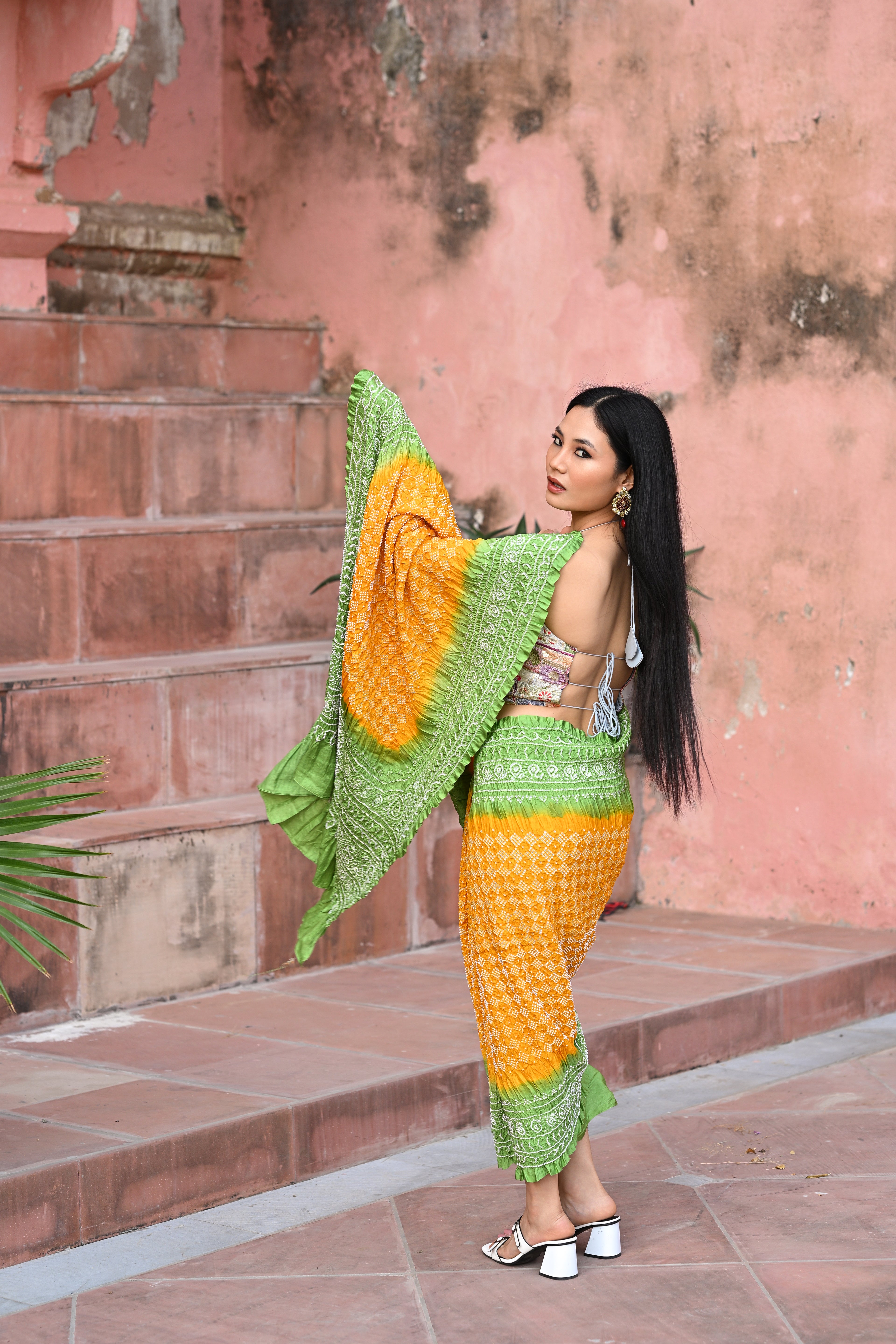 YELLOW-GREEN CLASSIC TRADITIONAL BANDHANI SILK SAREE