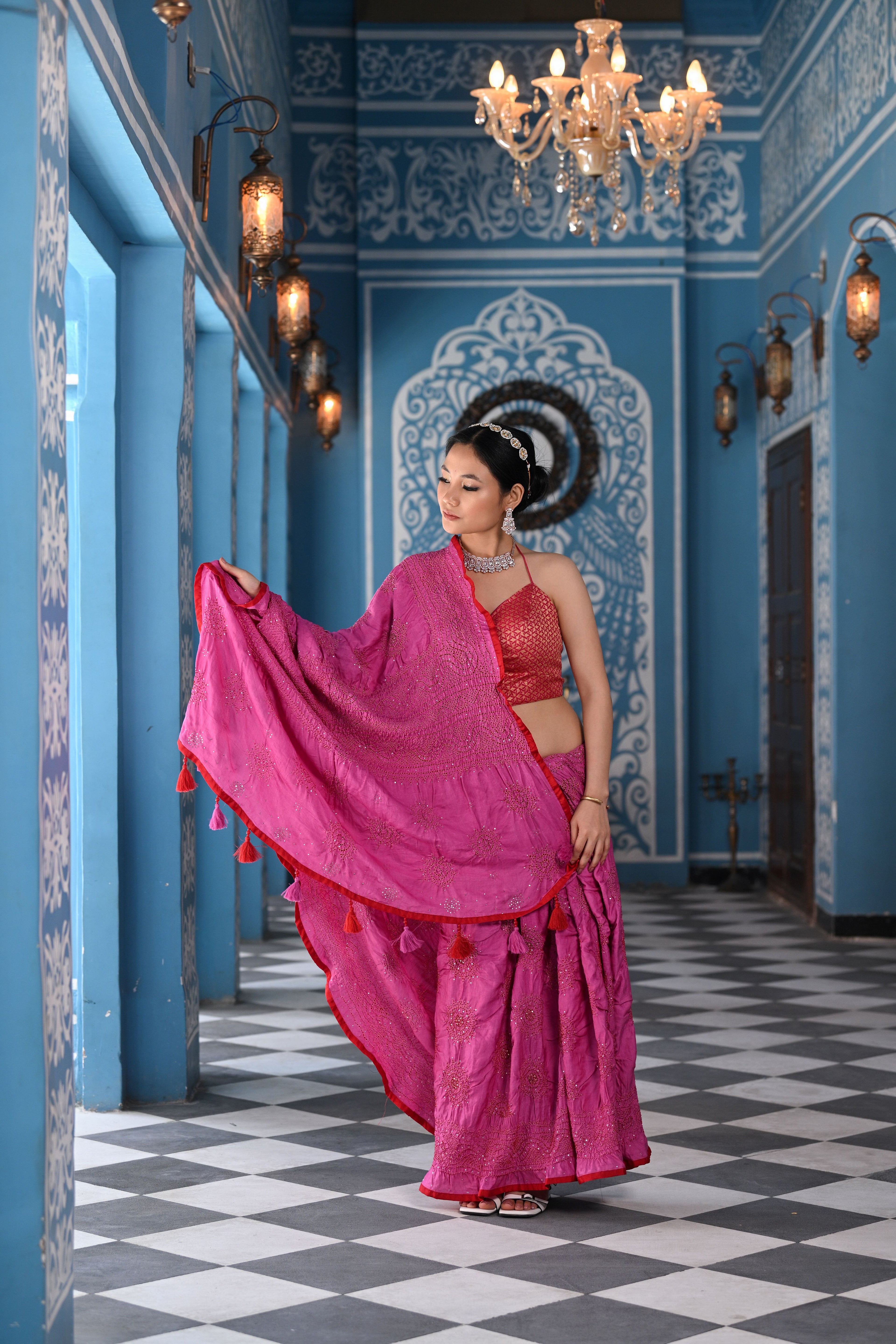 PINK CLASSIC TRADITIONAL LADDOO BANDHANI SILK SAREE WITH SILK BORDER AND MUKAISH WORK