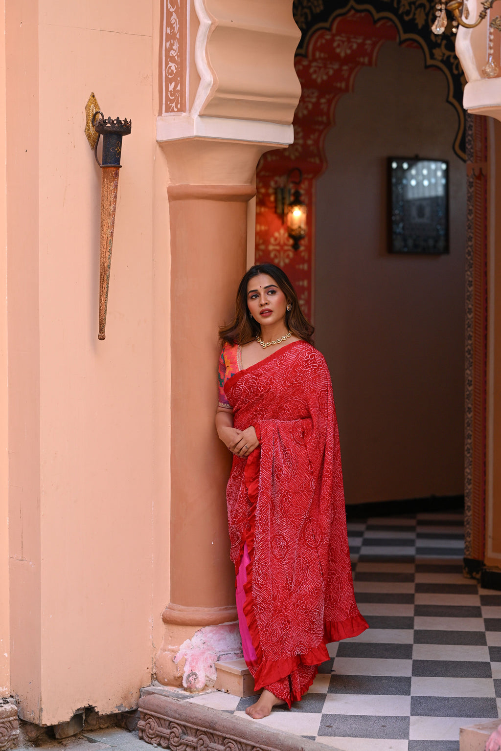 PINK-RED YIN-YANG HALF FULL HALF EMPTY PAISLEY BANDHANI SILK SAREE