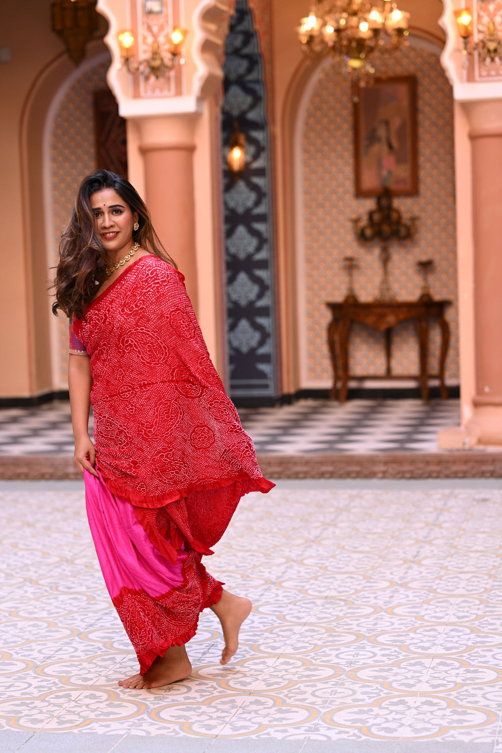 PINK-RED YIN-YANG HALF FULL HALF EMPTY PAISLEY BANDHANI SILK SAREE