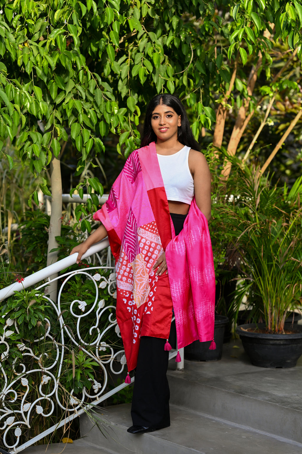 PINK BAARADOZI PATCHWORK REVERSIBLE SILK STOLE WITH TASSELS