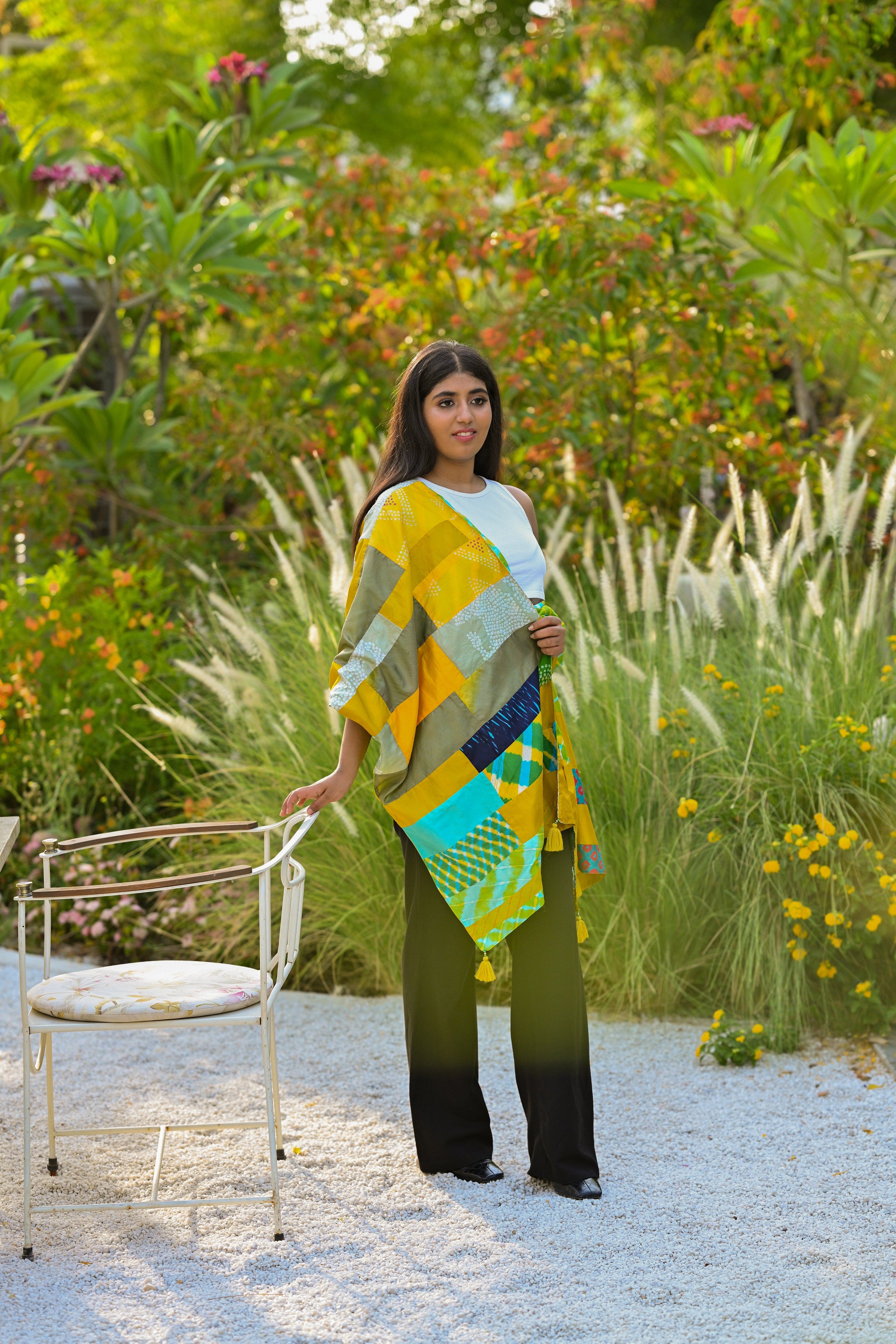 YELLOW-GREEN BAARADOZI PATCHWORK REVERSIBLE SILK STOLE WITH TASSELS