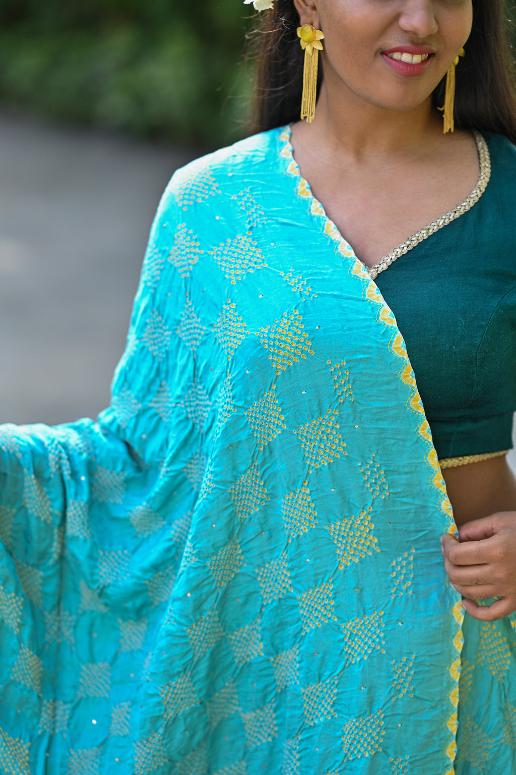 LIGHT BLUE SQUARE GEOMETRIC BANDHANI SILK SAREE WITH MUKAISH WORK AND TASSELS