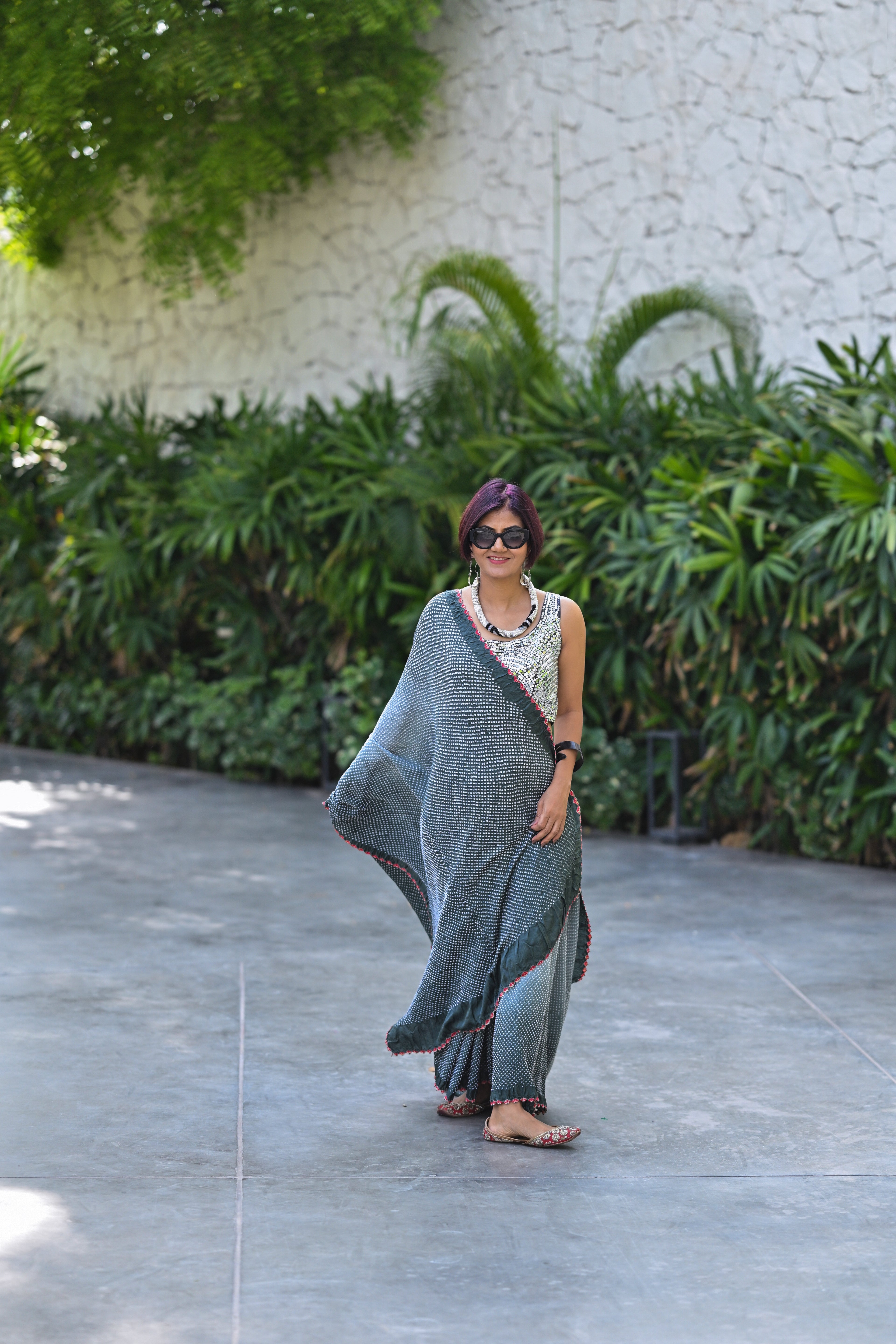 GREY ETERNAL DOTS BANDHANI SILK SAREE