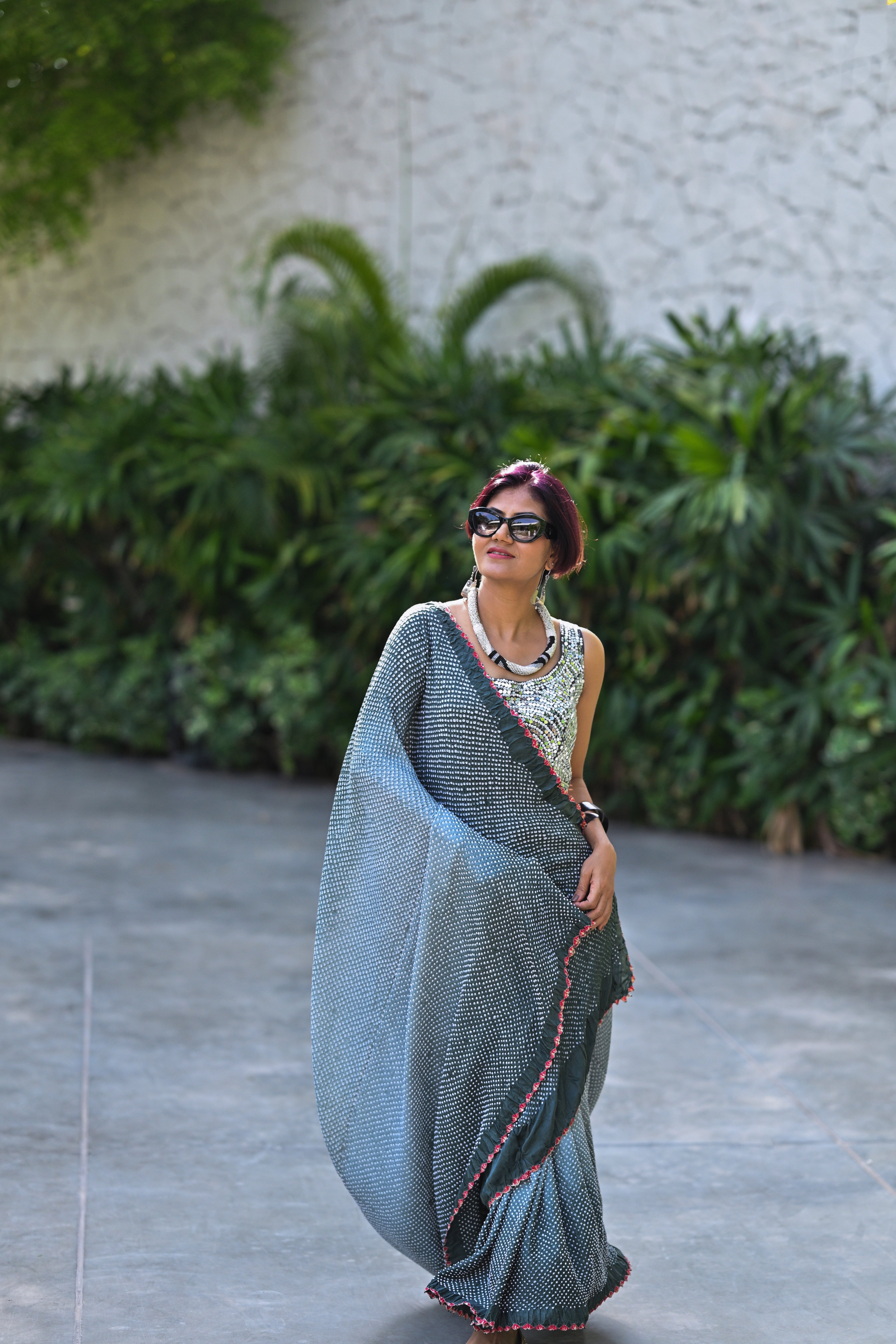 GREY ETERNAL DOTS BANDHANI SILK SAREE