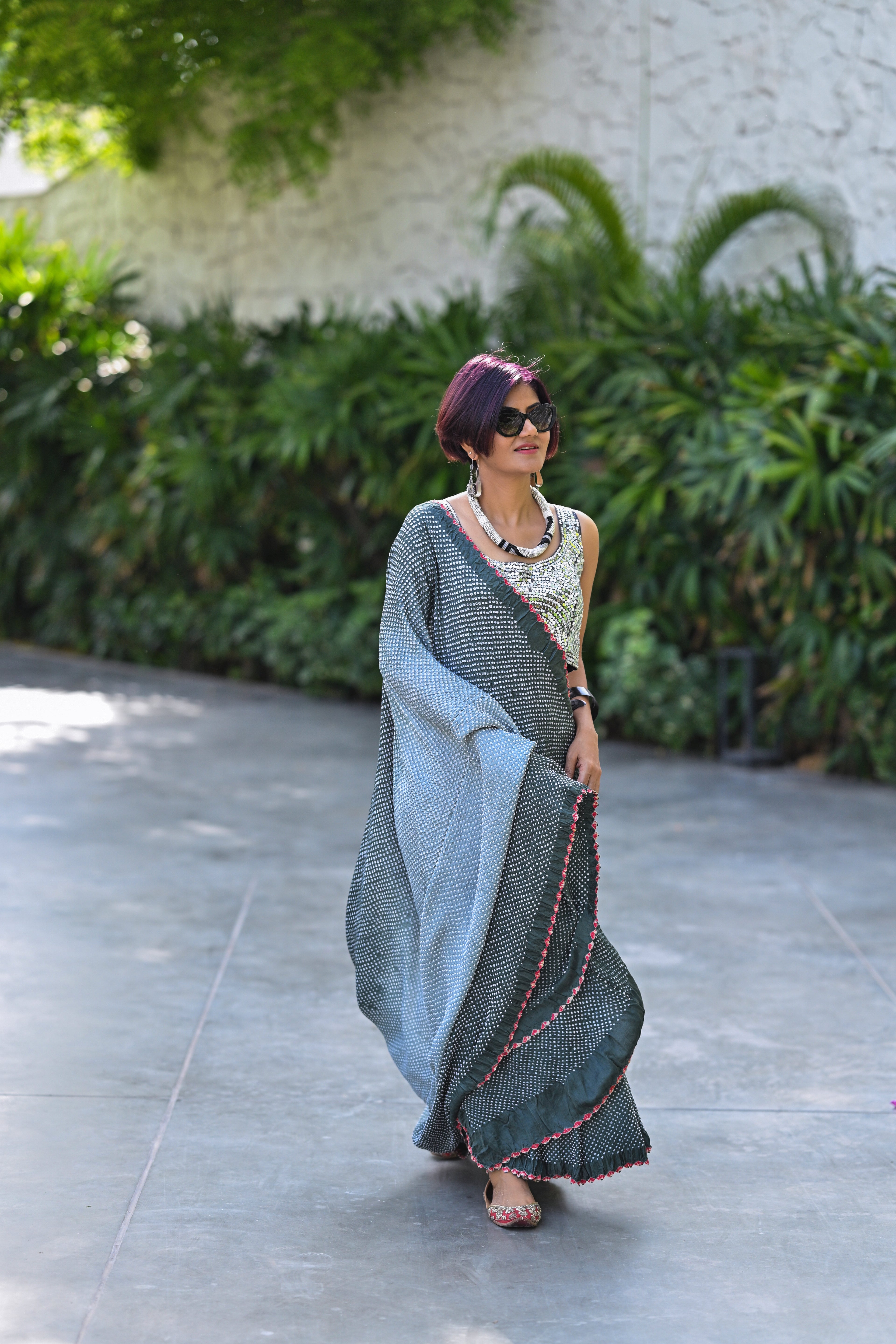 GREY ETERNAL DOTS BANDHANI SILK SAREE