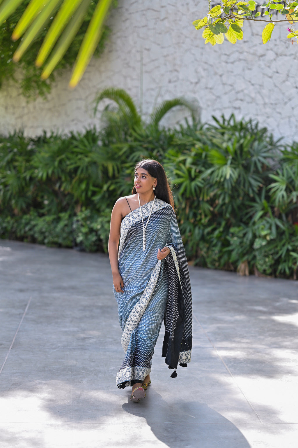GREY-BLACK ETERNAL DOTS BANDHANI SILK SAREE WITH MIRROR WORK AND LACE BORDER