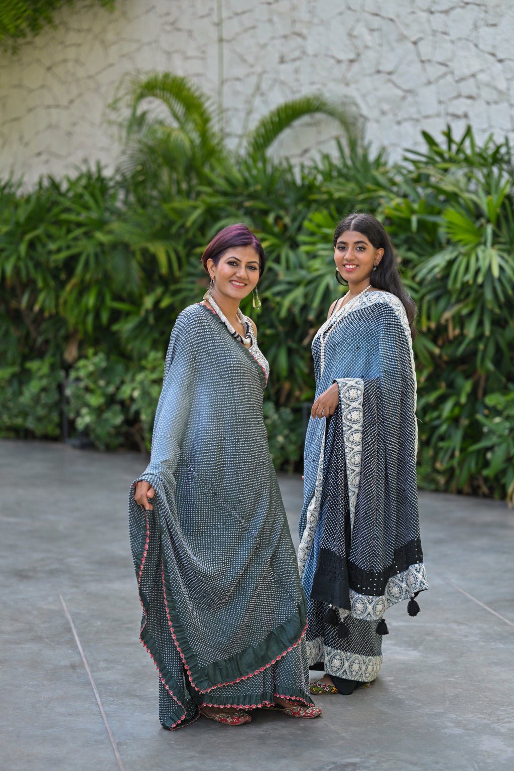 GREY-BLACK ETERNAL DOTS BANDHANI SILK SAREE WITH MIRROR WORK AND LACE BORDER