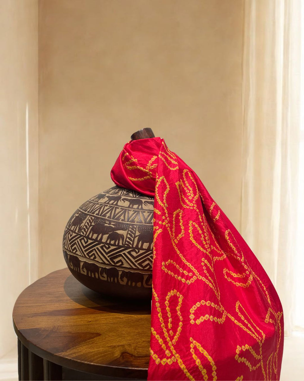 RED CENTRE PANEL LEAF BANDHANI SILK FABRIC