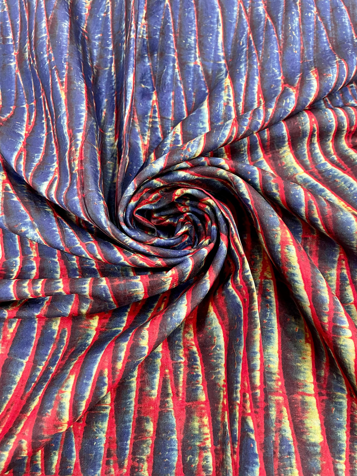 INDIGO BLUE-RED SHIBORI SILK FABRIC